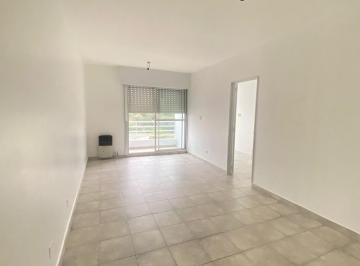 Departamento · 32m² · 1 Ambiente · Monoambiente Amplio y Luminoso en Alquiler Al Frente
