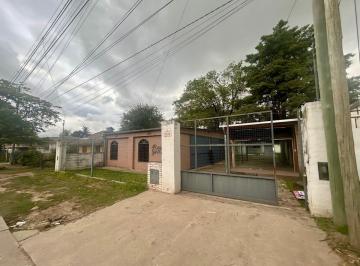 Casa · 281m² · 4 Ambientes · Venta Casa + Galpón + Local Sobre Av Bodereau