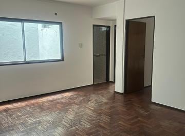 Departamento Alquiler de 3 ambientes · Departamento 2 Dorm. Al Frente con Patio y Balcón