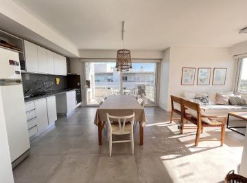 Departamento · 4 Ambientes · 1 Cochera · Alquiler en Al Golf 19 - Increíbles Vistas Al Golf