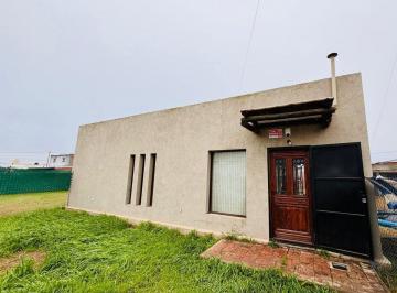Casa · 43m² · 2 Ambientes · Casa Venta un Dormitorio en B. Cos. Ribera Timbúes