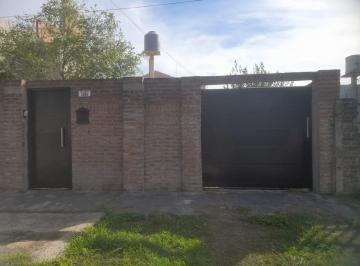 Casa de 1 ambiente, Morón · Alquiler Tipo Casa, Castelar Sur.