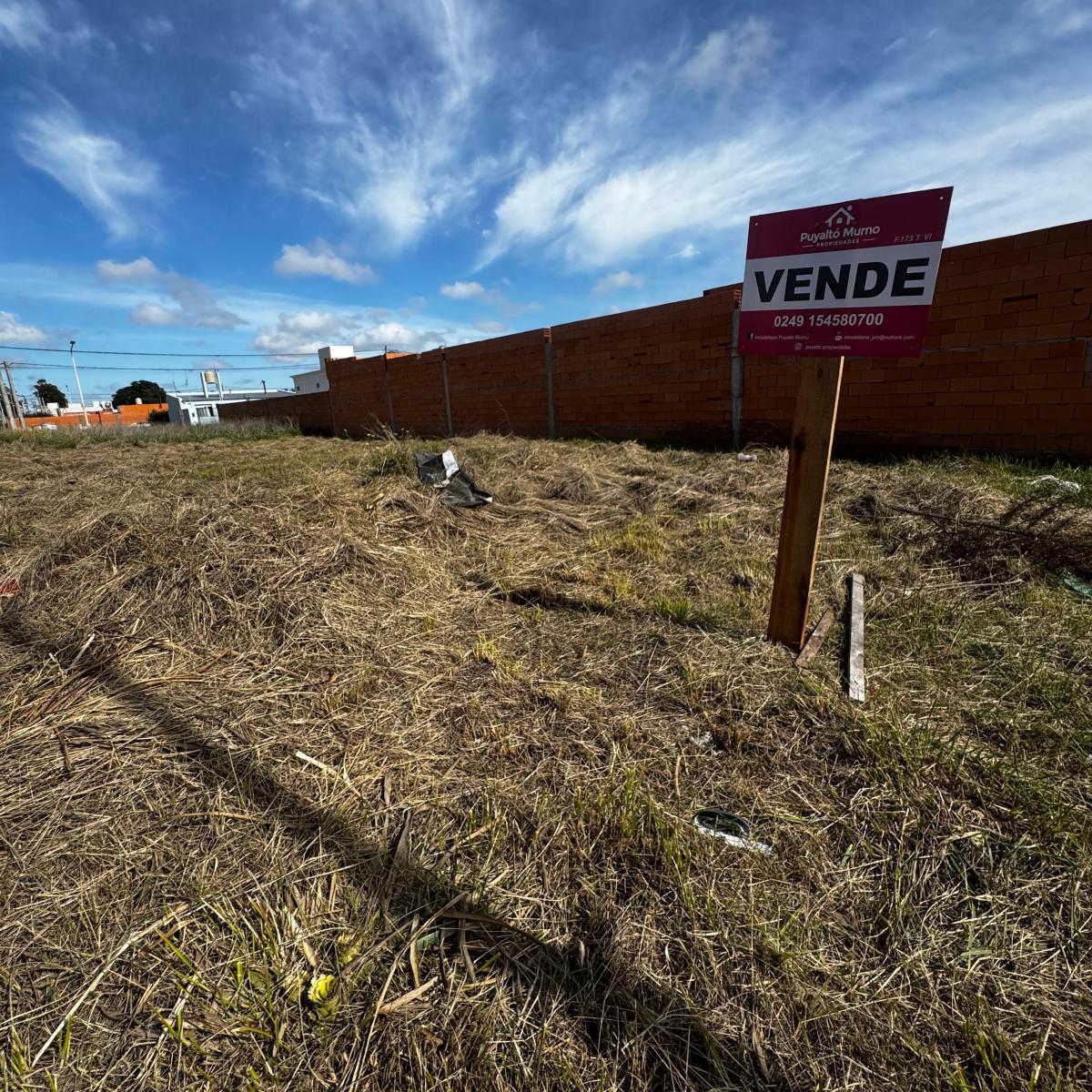 Lote en esquina de 386m² en zona en desarrollo