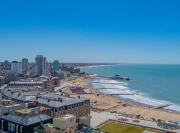 Departamento · 52m² · 2 Ambientes · 1 Cochera · Excelente Depto con Vista Al Mar y Cochera Cubierta Alquiler Temporario