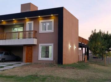 FVR-FVR-869_2 · Venta Casa Barrio Privado Santo Domingo
