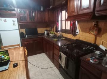 PH de 3 ambientes, Avellaneda · Alquilo PH 2 Amb en Wilde