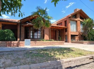 Terreno de 6 ambientes, Vistalba · Casa en Venta en Vistalba