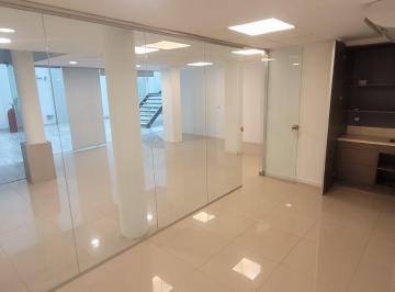 Oficina comercial · 60m² · 2 Ambientes · 1 Cochera · ¡Oportunidad Única! Venta de Oficina en Calle Córdoba 645