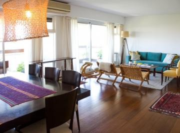 Departamento · 180m² · 7 Ambientes · 1 Cochera · Departamento en Venta, Piso de 7 Ambientes con Balcón y Cochera - Palermo