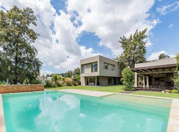 Casa · 412m² · 5 Ambientes · 2 Cocheras · Venta - Casa 3 Dorm., Piscina - Barrio Palos Verdes Country Club, Fisherton