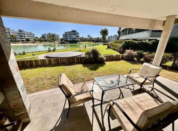 Departamento · 88m² · 4 Ambientes · 1 Cochera · Increible 4 Amb con Jardin Vista Laguna y Parrilla