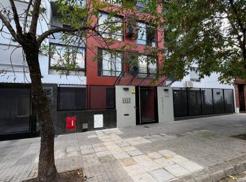 Departamento de 2 ambientes, Chacarita · Excelente Departamento Dos Amb. en Tercer Piso, C/ Cochera y Pileta