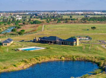 Terreno · 800m² · Terreno en Barrio Cerrado, La Finca, 800 m²