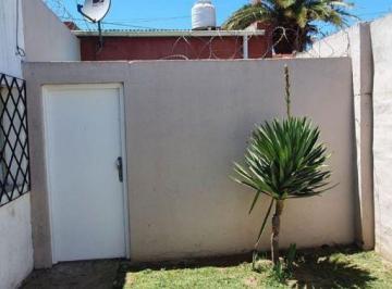 Casa · 1 Dormitorio · Blas Parera 5800