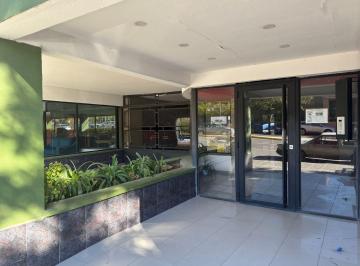 Oficina comercial · 36m² · 3 Ambientes · 1 Cochera · Departamento en Alquiler con Cochera