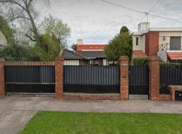 FRENTE · Casa en Venta 3 Ambientes en Burzaco con Quincho