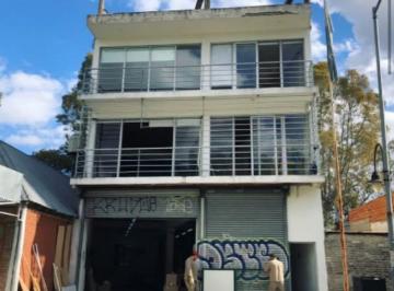 Oficina comercial , San Fernando · Alquiler de Oficinas y Deposito en Colectora en Tres Plantas Salida a Dos Calles
