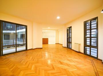 Departamento · 142m² · 4 Ambientes · 1 Cochera · Depto. de 3 Dorm. y Cochera - Venta - Nueva Cordoba