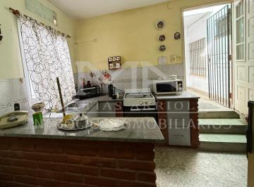 Casa · 108m² · 3 Ambientes · Casa - Bernal Oeste