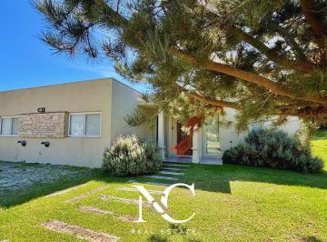 Casa · 128m² · 4 Ambientes · Casa en Venta de 4 Ambientes en Costa Esmeralda