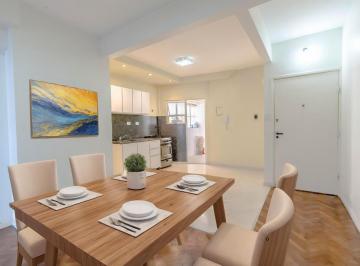Departamento · 65m² · 4 Ambientes · Departamento de Cuatro Ambiente Remodelado a m de Av Rivadavia