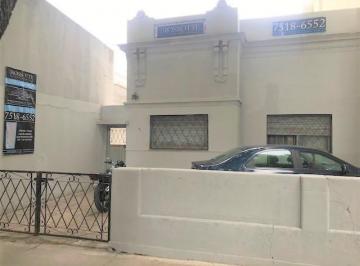 Terreno · 93m² · Manzoni Al 100 - Villa Luro - Lote: 8.70x20.56 - Edif. 1030 m² - Pb y 9 Pisos