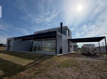 Casa · 210m² · 9 Ambientes · 2 Cocheras · Casa en Venta Puerto del Aguila Potrero de Garay - 4 Dorm. - 3 Baños - Pileta y Asador