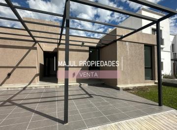 PH · 130m² · 6 Ambientes · 1 Cochera · PH en La Calandria