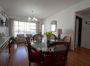 Departamento · 101m² · 4 Ambientes · Piso en Avellaneda Al 1700 - Nuevo Fte y Cfte Baulera Bcon V/abierta T/sol Suite C/vestidor