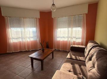 Departamento · 6 Ambientes · 1 Cochera · Se Alquila Apartamento