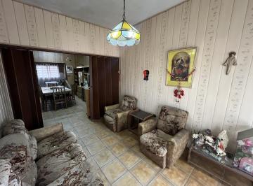 Casa · 83m² · 3 Ambientes · Venta Casa 2 Dorm. a Refaccionar, Rosario