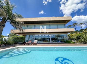 Foto1 · Casa en Venta con 4 Dorm. Frente a Laguna del Diario, Punta del Este, Maldonado