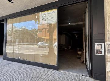 Local comercial · 90m² · Alquiler de Local a Estrenar Idealmente Para Gastronomia - Vineria - Dietetica