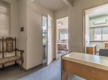 Departamento · 38m² · 2 Ambientes · Venta Departamento de 2 Ambientes con Balcón Al Frente en Monserrat, Microcentro, Apto Crédito