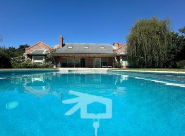 Casa · 434m² · 5 Ambientes · 2 Cocheras · Gran Propiedad en Venta en San Diego