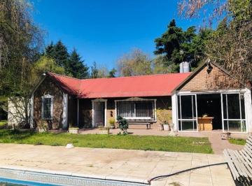 Quinta vacacional · 1600m² · 4 Ambientes · 2 Cocheras · Alquiler Casa Quinta 4 Amb Bario /los Ombues