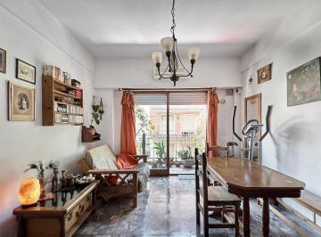 PH · 53m² · 3 Ambientes · PH 3 Amb. Familiar con Amplia Terraza en El Corazon de Flores