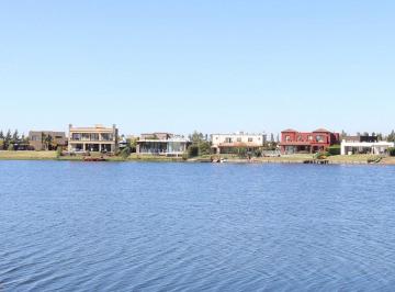 Terreno · 654m² · Venta Lote 654 m² con Laguna Propia Interno Caning