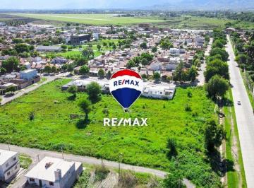 Terreno · 9501m² · Terreno Venta 9.500 m² Frente a Cachorros Zona Sur