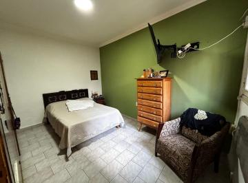PH · 60m² · 4 Ambientes · Interno - PH. Zona Unl Rectorado. 1 Cuadra de Bv.