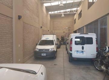 Bodega-Galpón · 400m² · Venta Galpon y Oficina Comercial Premium