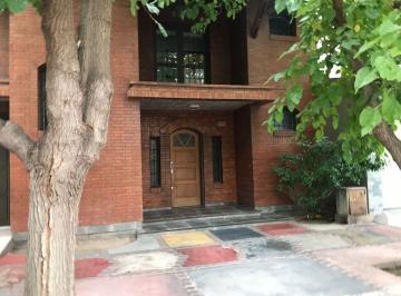 Casa · 185m² · 5 Ambientes · 1 Cochera · Casa Venta, Bº Jardin de Estrada, Dorrego, Mendoza