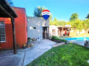 Casa · 110m² · 3 Ambientes · Casa en Venta Parque Sakura con Pileta y Quincho
