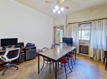 Departamento · 74m² · 3 Ambientes · 3 Ambientes Al Frente con Balcon Caballito