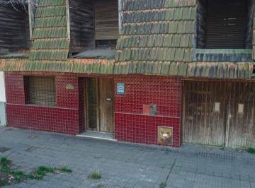 Casa · 157m² · 4 Ambientes · 1 Cochera · Venta Casa en Madariaga Sobre Lote Multifamiliar