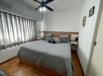 Departamento · 62m² · 4 Ambientes · Dpto. 3 Amb en Av Galicia Al 100 Avellaneda C/f