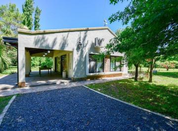 Casa · 100m² · 2 Ambientes · Casa Venta El Rodeo 1 Dormitorio Pileta y Quincho
