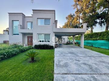 MSB-MS3-8272_2 · Casa en Venta La Cesarina