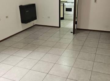 Departamento de 3 ambientes, Córdoba · Departamento Muy Bien Ubicado con Balcon