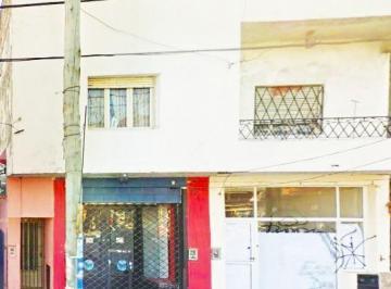 Local comercial · 40m² · Locales en Venta 4x10 Sobre Av de Mayo.